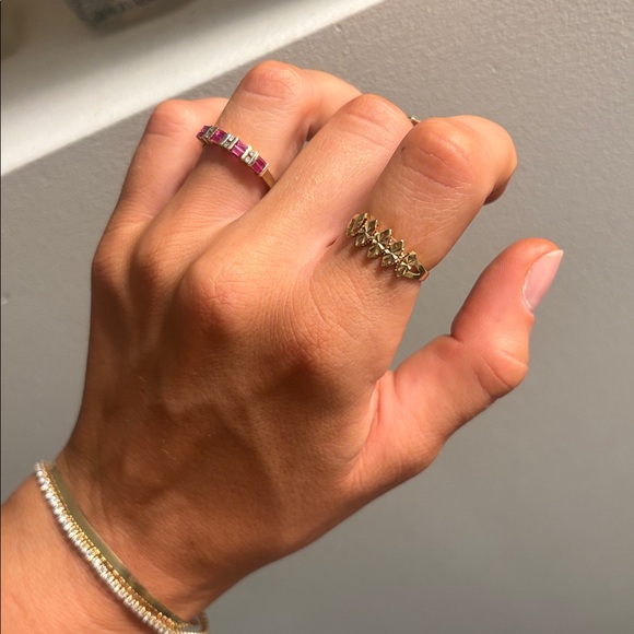 Vintage ✨Marquise Diamond Cut Ring 14k Yellow Gold - Picture 2 of 10